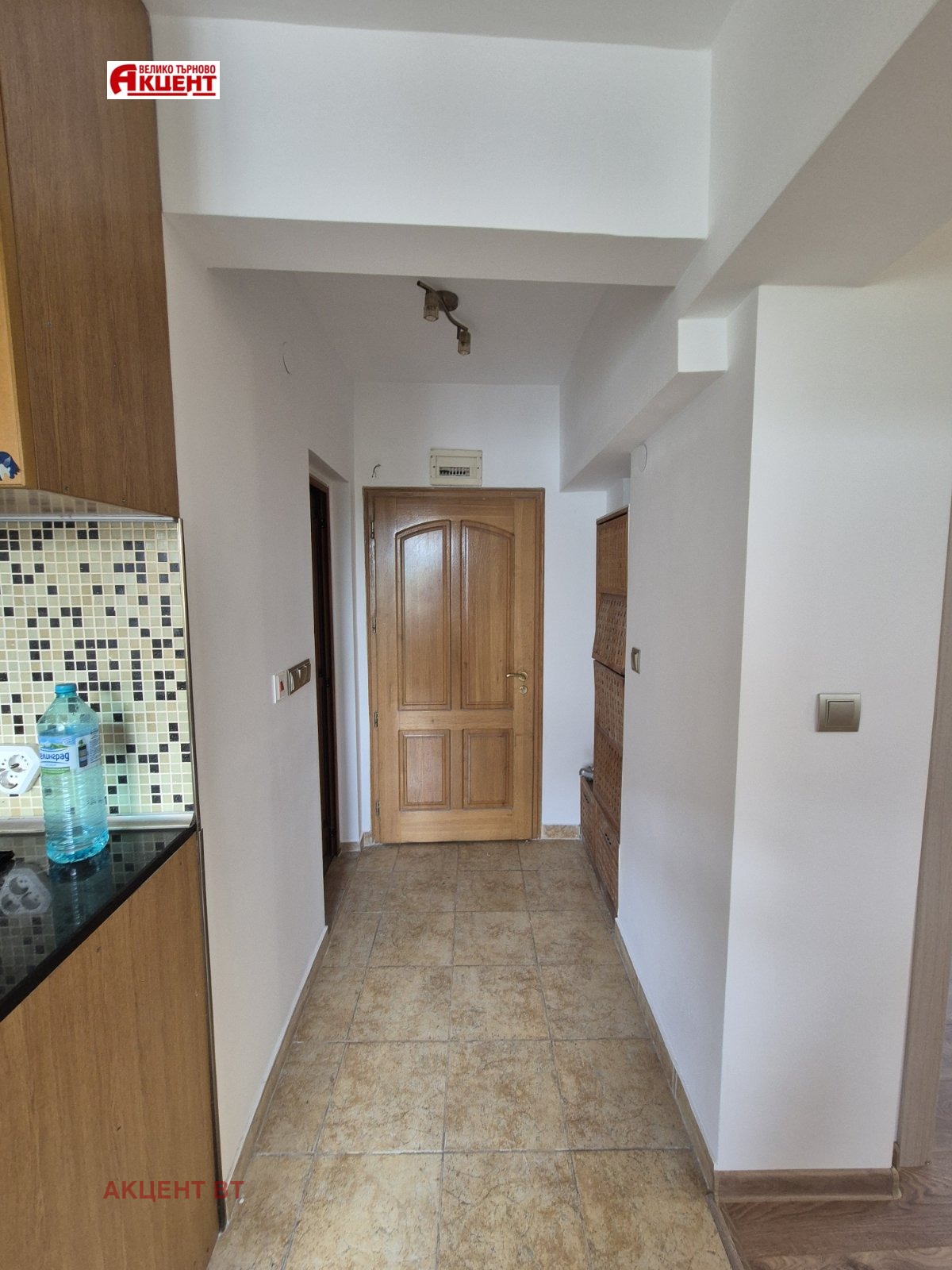 Продава 2-СТАЕН, гр. Велико Търново, Център, снимка 5 - Апартаменти - 54959324