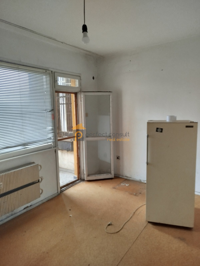 Продава 1-СТАЕН, гр. Пловдив, Гагарин, снимка 2 - Апартаменти - 52538597