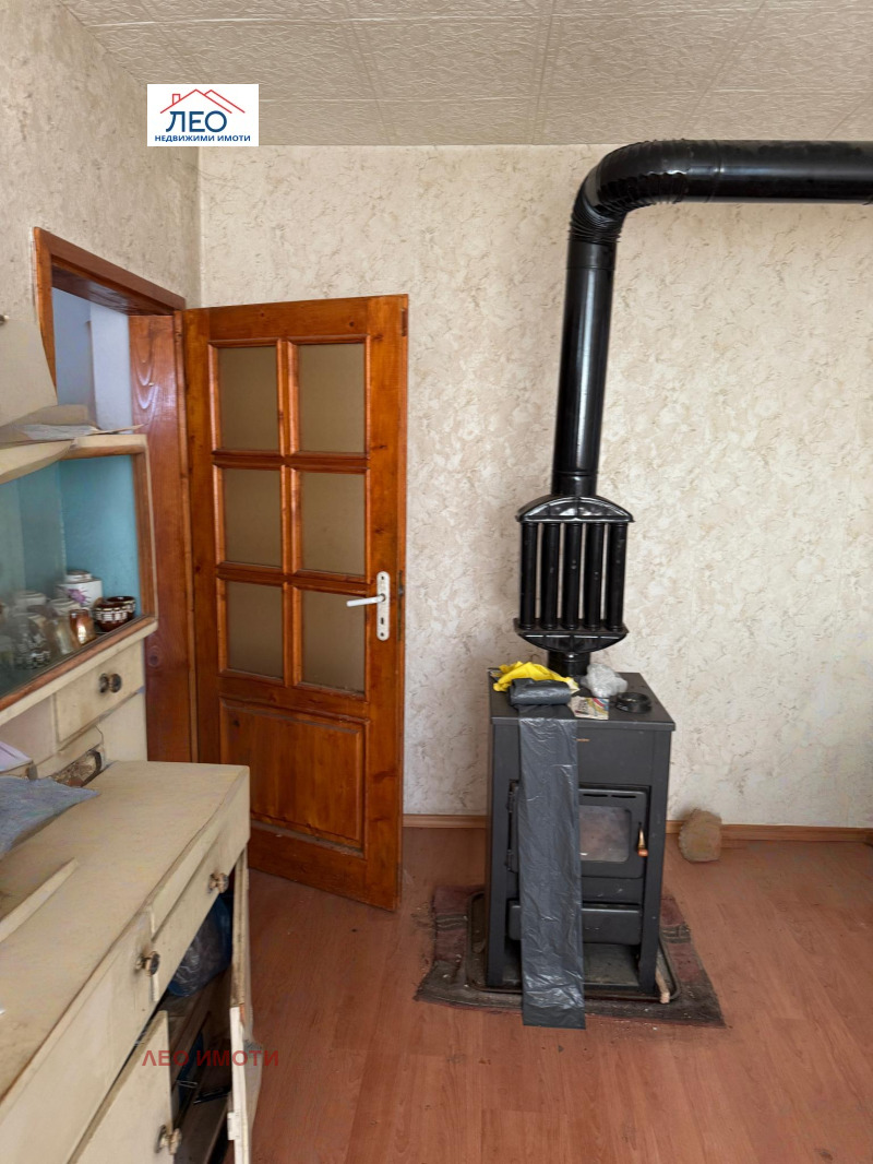 Продава 2-СТАЕН, гр. Севлиево, област Габрово, снимка 14 - Апартаменти - 53135444