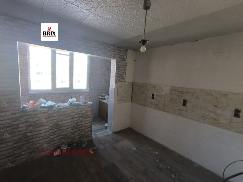 Продава 3-СТАЕН, гр. Русе, Дружба 3, снимка 2 - Апартаменти - 53365395