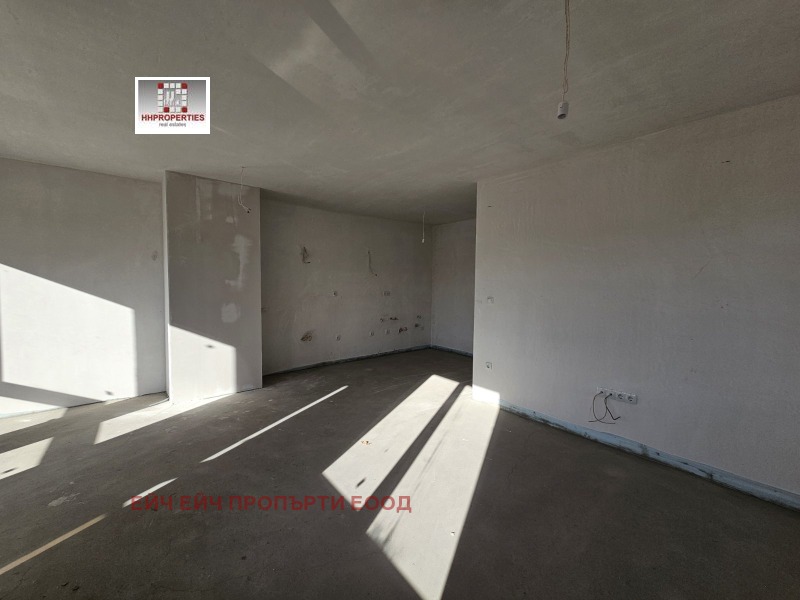 Продава МНОГОСТАЕН, гр. Пловдив, Южен, снимка 5 - Апартаменти - 52611867