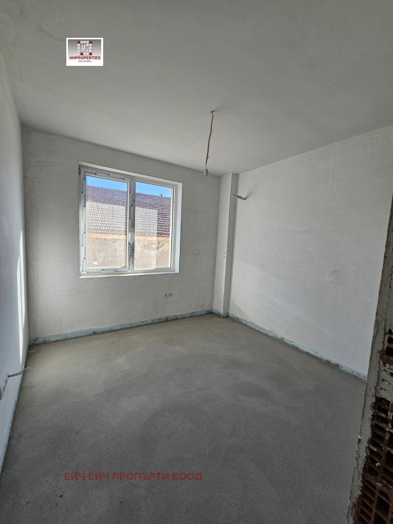 Продава МНОГОСТАЕН, гр. Пловдив, Южен, снимка 8 - Апартаменти - 52611867