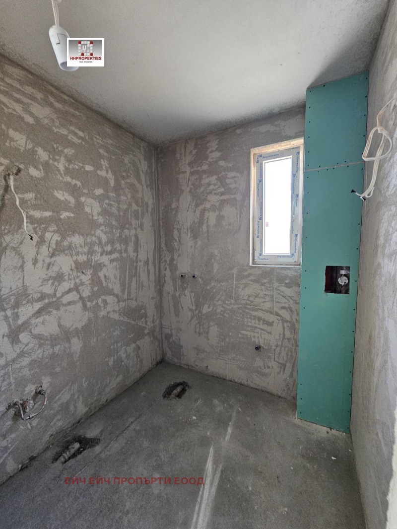 Продава МНОГОСТАЕН, гр. Пловдив, Южен, снимка 12 - Апартаменти - 52611867