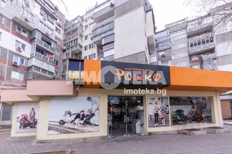 Продава  Магазин град Варна , Лятно кино Тракия , 560 кв.м | 37579230