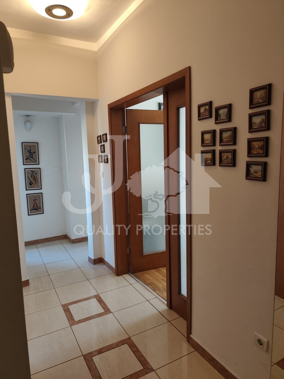 Продава 4-СТАЕН, гр. София, Център, снимка 12 - Апартаменти - 54131384