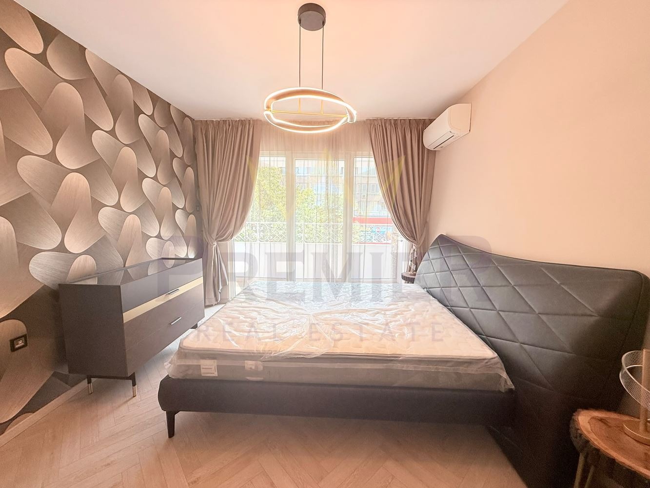 Продава 4-СТАЕН, гр. Варна, Център, снимка 3 - Апартаменти - 56128740