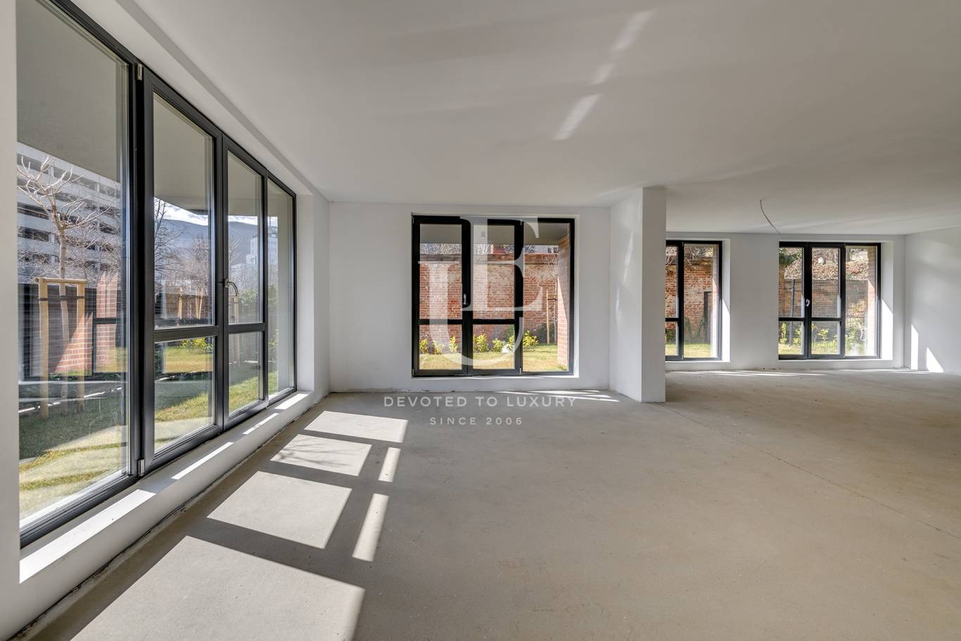 Продава МНОГОСТАЕН, гр. София, Овча купел, снимка 2 - Апартаменти - 53973442