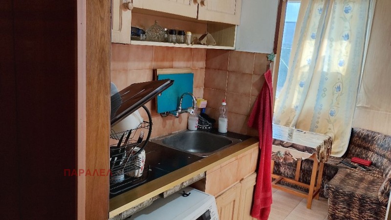 Продава  2-стаен град Добрич , Дружба 2 , 60 кв.м | 63184419 - изображение [2]