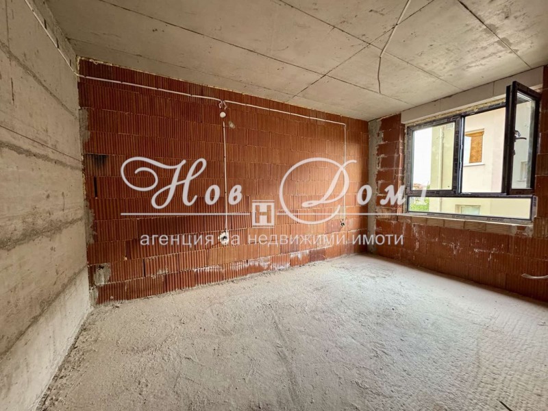 Продава  2-стаен град Пловдив , Прослав , 65 кв.м | 57962303 - изображение [2]