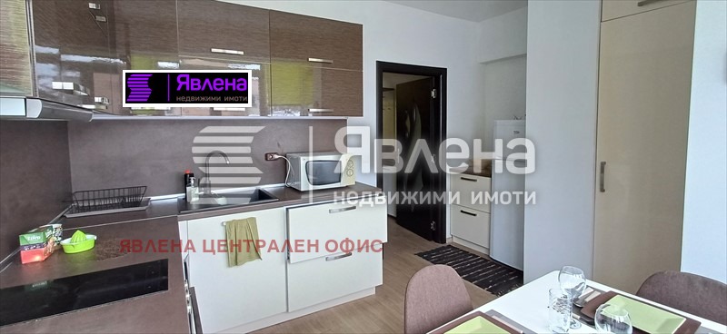 Продава 3-СТАЕН, гр. София, Център, снимка 2 - Aпартаменти - 48711051