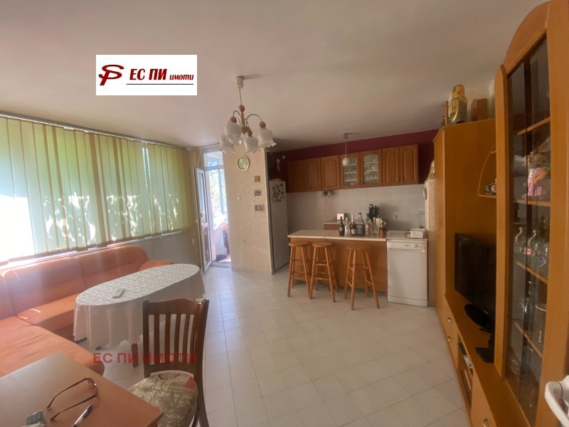 Продава  3-стаен, град Русе, Център •  154 000 EUR • ID 31096494 — holmes.bg - [1] 