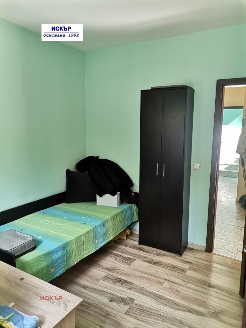 De vânzare  3 dormitoare Sofia , Reduta , 107 mp | 51183655 - imagine [16]