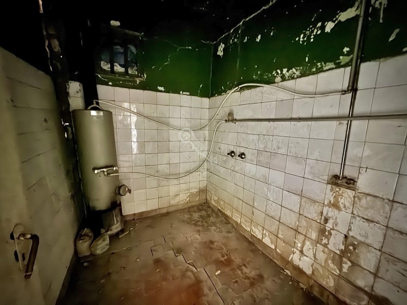 Продава КЪЩА, с. Овча могила, област Велико Търново, снимка 15 - Къщи - 53322234