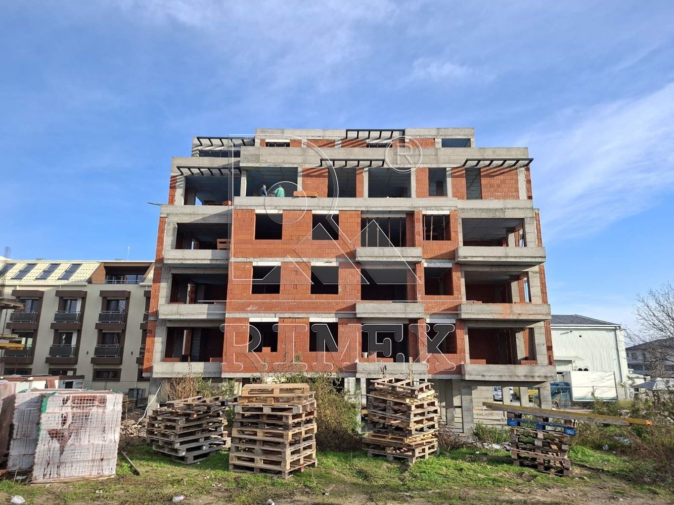 Продава 2-СТАЕН, гр. Пловдив, Коматевско шосе, снимка 2 - Апартаменти - 52533322