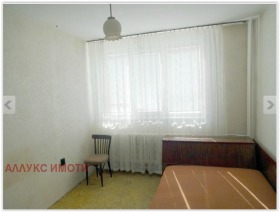 1 chambre Zdravets Iztok, Rouse 2