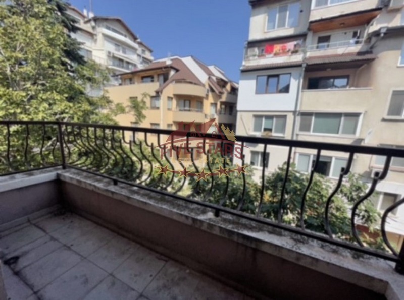 Продава  3-стаен град Варна , Бриз , 108 кв.м | 50607419 - изображение [11]