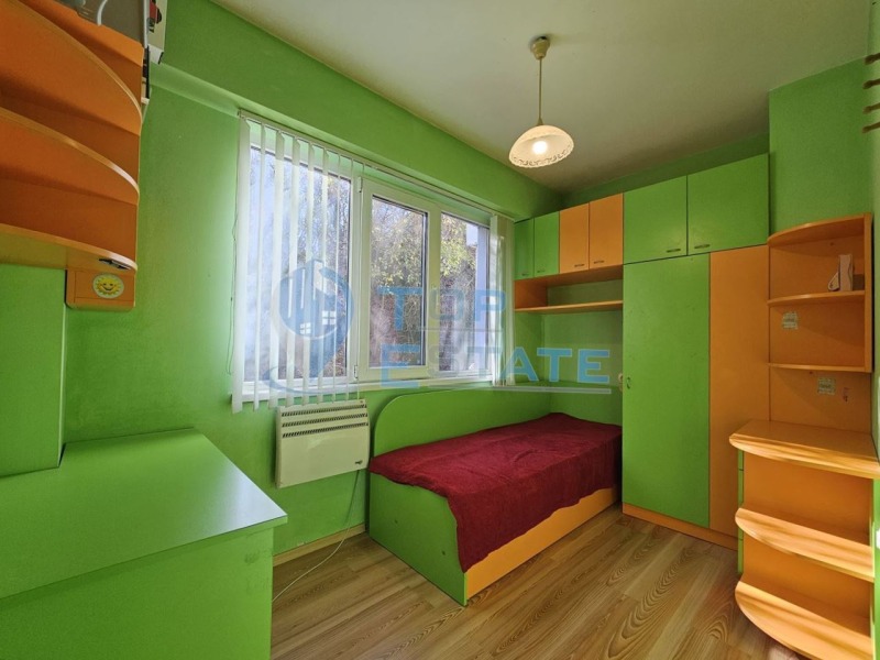 Продава 3-СТАЕН, гр. Велико Търново, Бузлуджа, снимка 6 - Апартаменти - 52800664