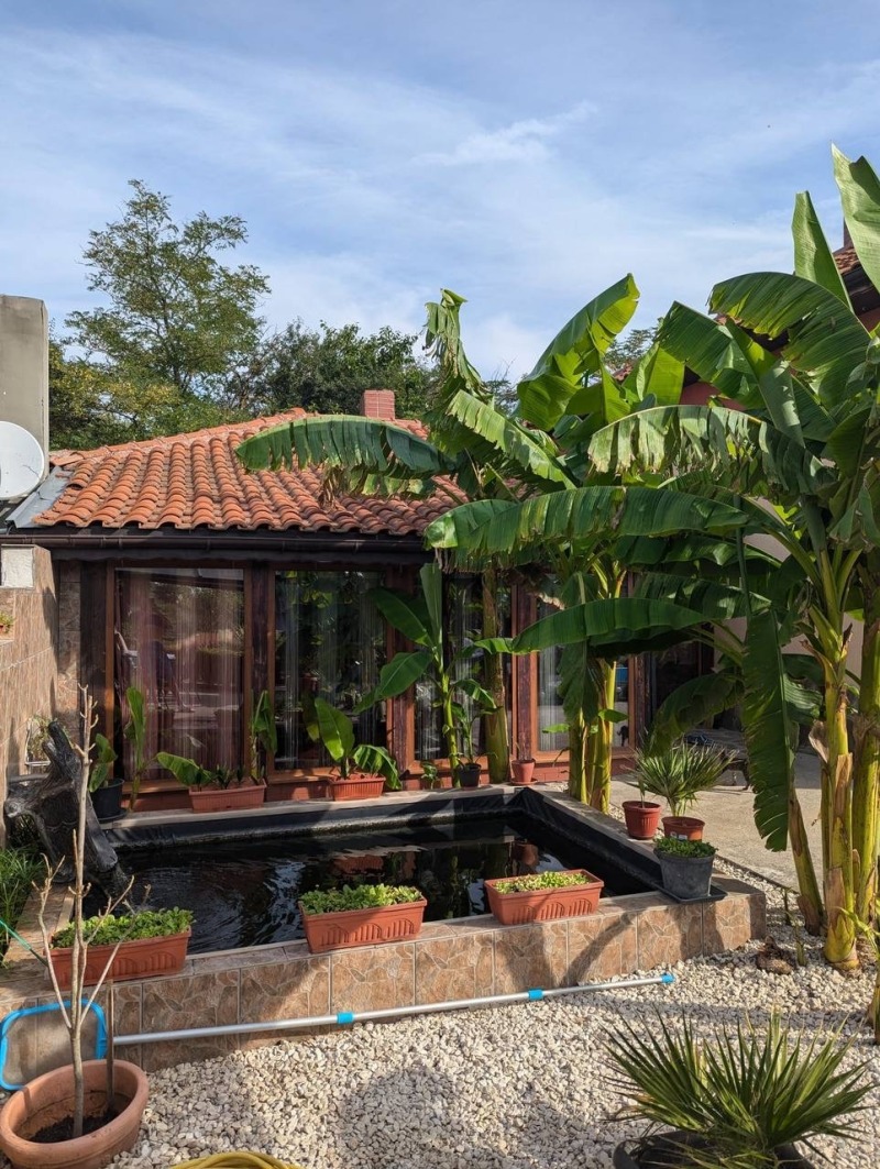 Продава КЪЩА, гр. Генерал Тошево, област Добрич, снимка 3 - Къщи - 52773709