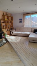 Продава ЕТАЖ ОТ КЪЩА, град Шумен, Пожарната • 180000 € • 89511918 — Holmes.bg