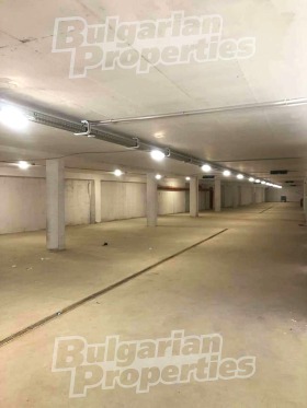2-стаен град Варна, Кайсиева градина 9