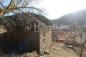 Hus Shiroka laka, region Smolyan 3