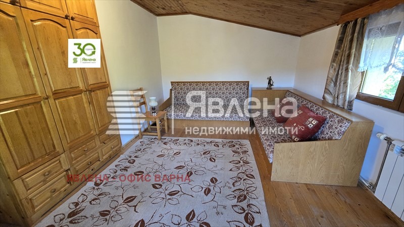 Продава КЪЩА, с. Долище, област Варна, снимка 9 - Къщи - 48059319