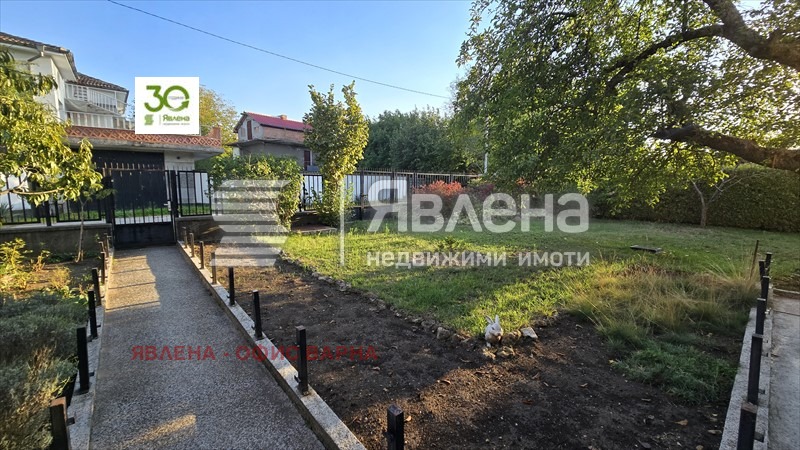 Продава КЪЩА, с. Долище, област Варна, снимка 2 - Къщи - 48059319