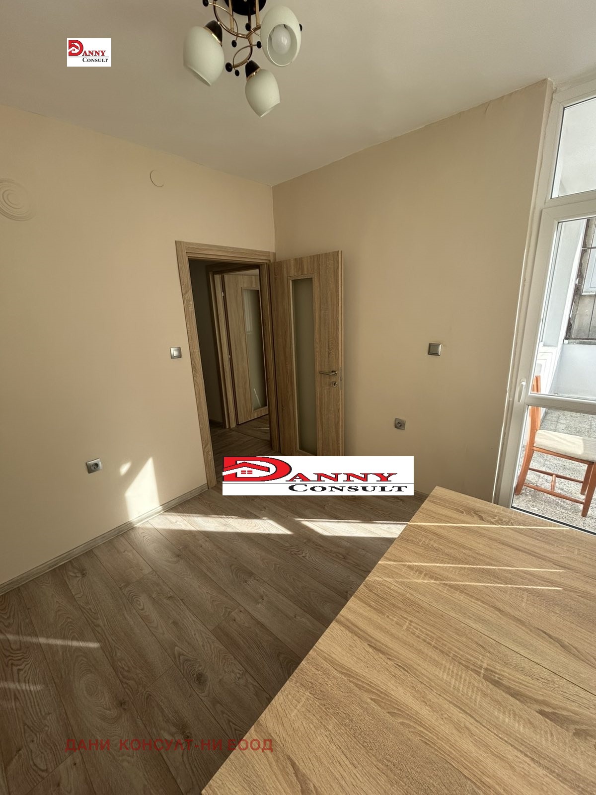 Продава 3-СТАЕН, гр. Павликени, област Велико Търново, снимка 3 - Апартаменти - 54847034