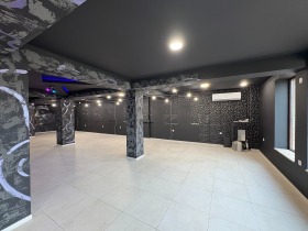 МАГАЗИН, 262 m2