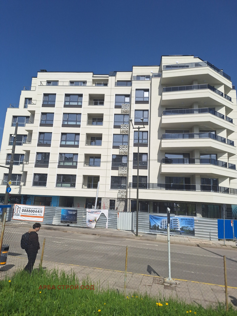 Продаја  2 спаваће собе Софија , Младост 1 , 110 м2 | 53125175