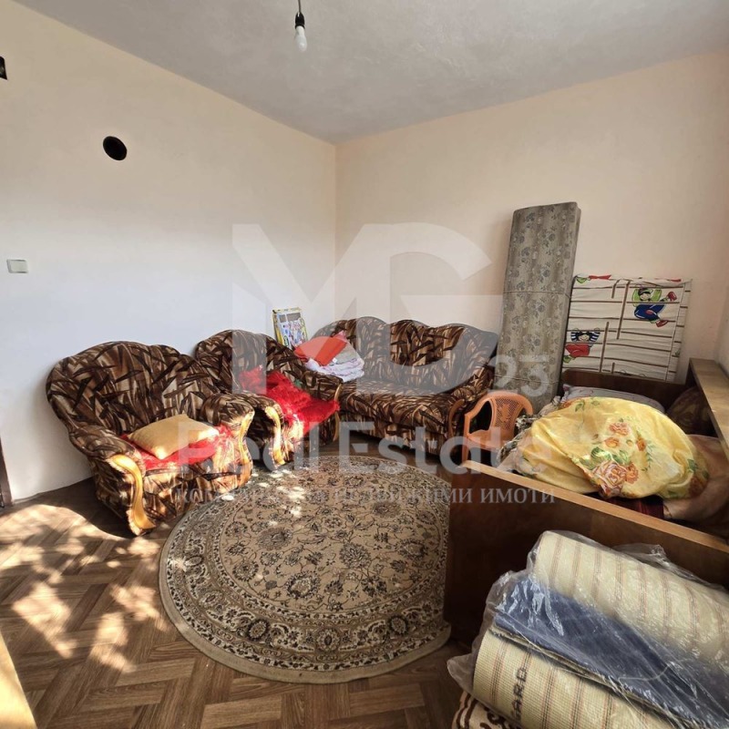 Продава КЪЩА, с. Орешец, област Пловдив, снимка 3 - Къщи - 52388945