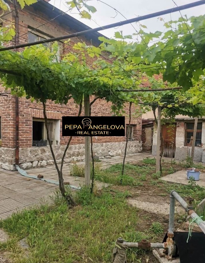 Продава КЪЩА, с. Оризари, област Пловдив, снимка 3 - Къщи - 52565957