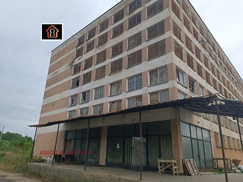 Продава СКЛАД, гр. Бяла Слатина, област Враца, снимка 2 - Складове - 54884364