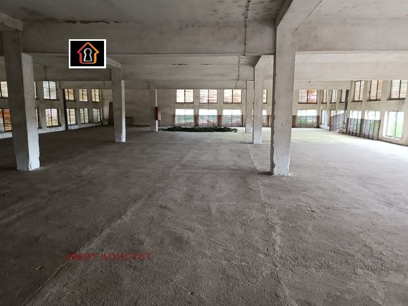 Продава СКЛАД, гр. Бяла Слатина, област Враца, снимка 3 - Складове - 54884364