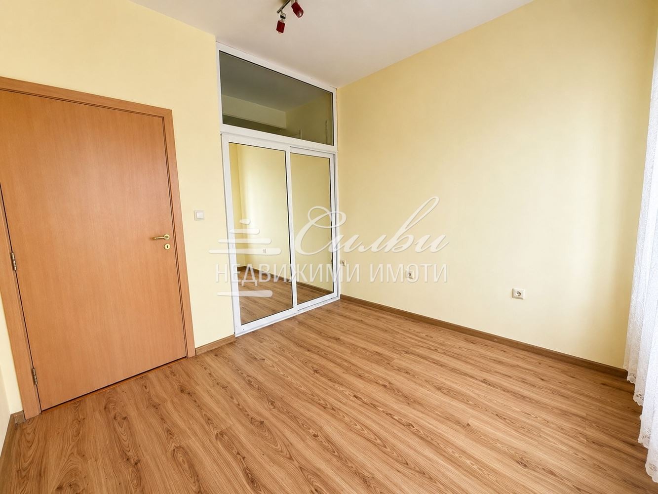 Продава 2-СТАЕН, гр. Шумен, Тракия
