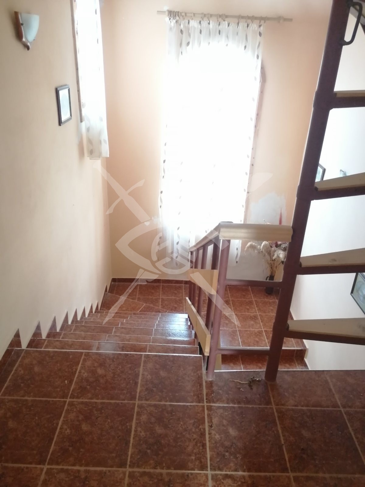 Продава КЪЩА, с. Ливада, област Бургас, снимка 2 - Къщи - 53320804