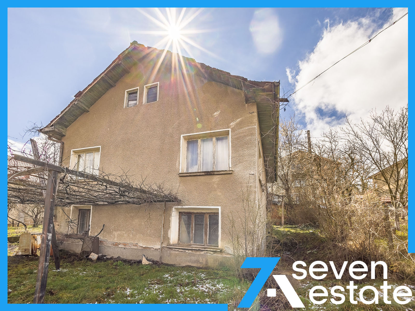 Продава КЪЩА, гр. Своге, област София област