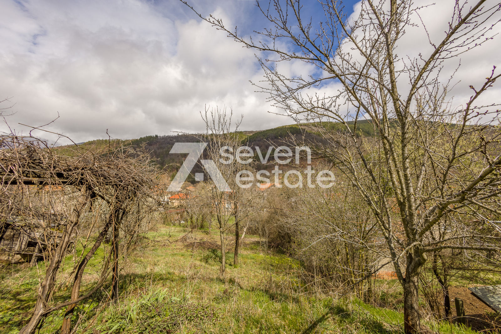 Продава КЪЩА, гр. Своге, област София област, снимка 13 - Къщи - 54059030