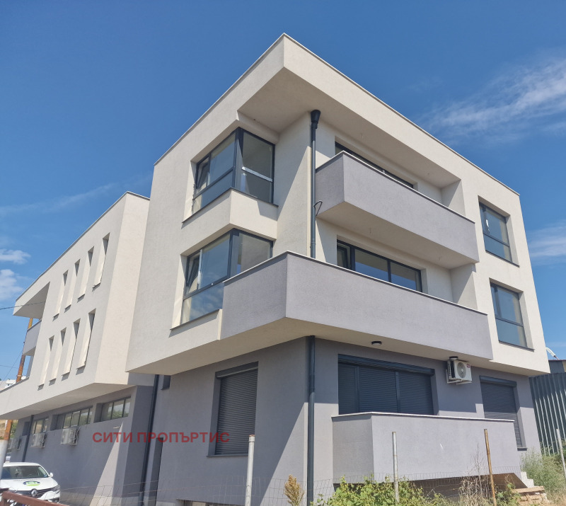 Продава 3-СТАЕН в град Благоевград, Ален мак - 262 кв.м / 141 700 € » 277 141.11 лв., СИТИ ПРОПЪРТИС