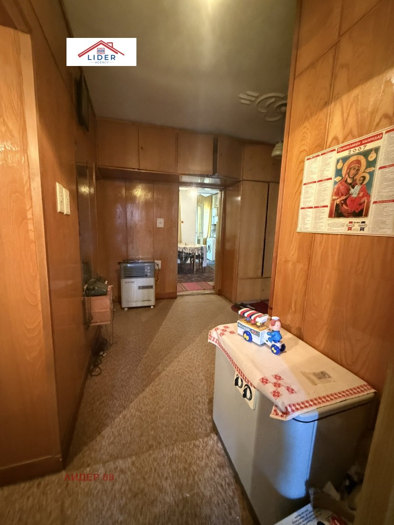 Eladó  2 hálószobás Pleven , 9-ti kvartal , 100 négyzetméter | 43136713 - kép [10]