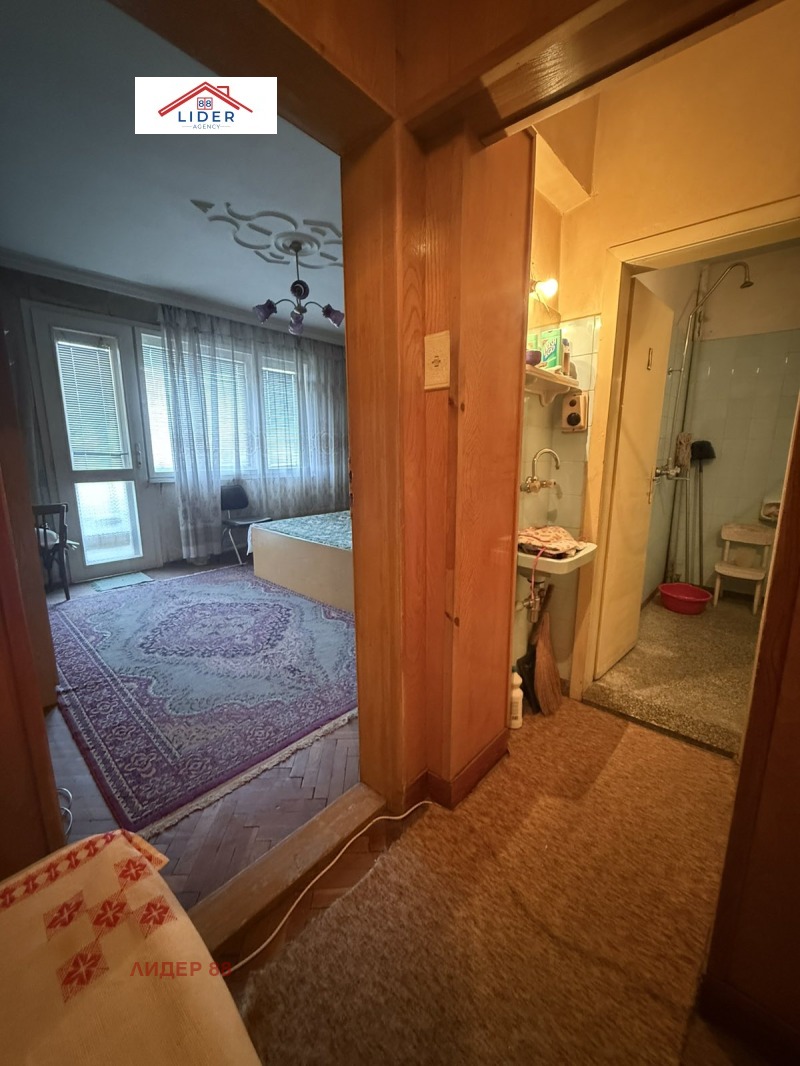 Eladó  2 hálószobás Pleven , 9-ti kvartal , 100 négyzetméter | 43136713 - kép [3]