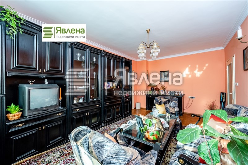 Myytävänä  2 makuuhuonetta Sofia , Ljulin 3 , 80 neliömetriä | 13472795 - kuva [3]
