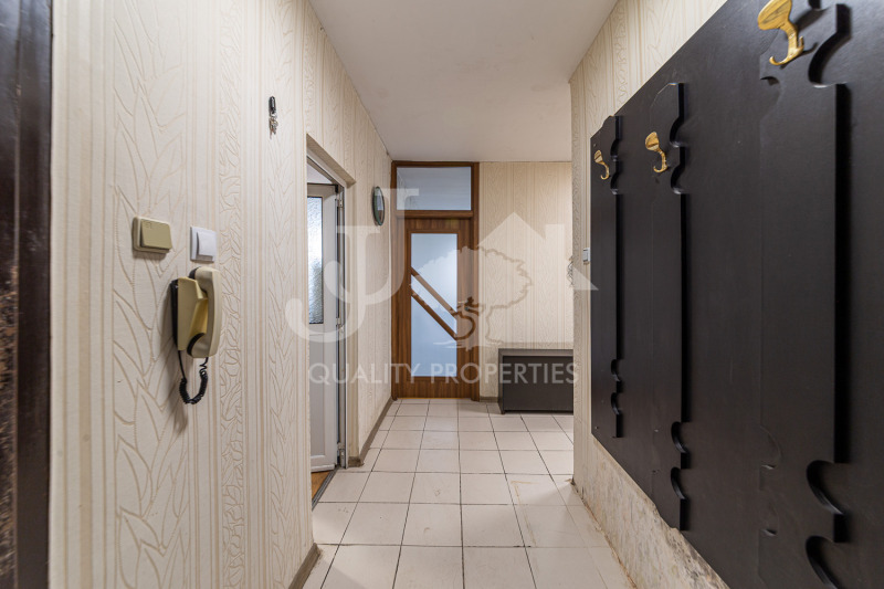 Till salu  3 sovrum Sofia , Mladost 3 , 93 kvm | 54500871 - bild [10]