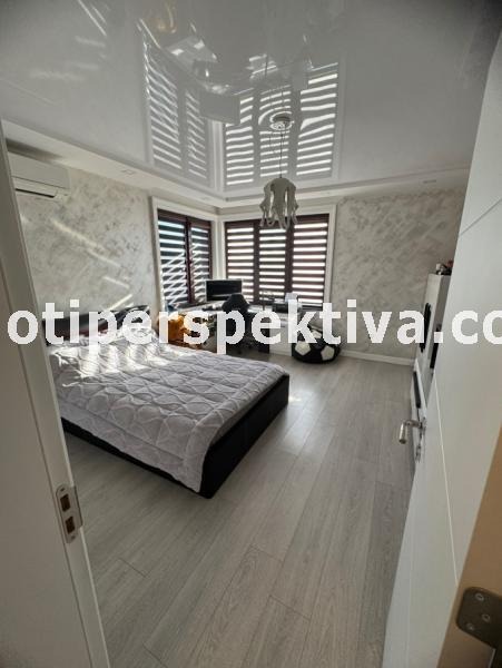 À venda  Mais de 3 quartos Plovdiv , Kiutchuk Parij , 179 m² | 54122279 - imagem [8]