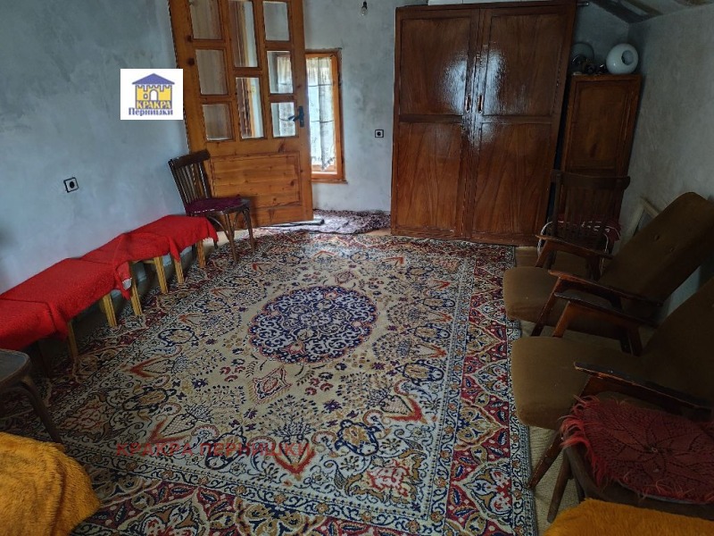Продава КЪЩА, с. Селищен дол, област Перник, снимка 11 - Къщи - 53214077