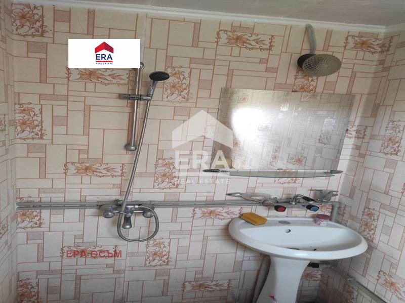 Продава ВИЛА, с. Владиня, област Ловеч, снимка 6 - Вили - 52811233