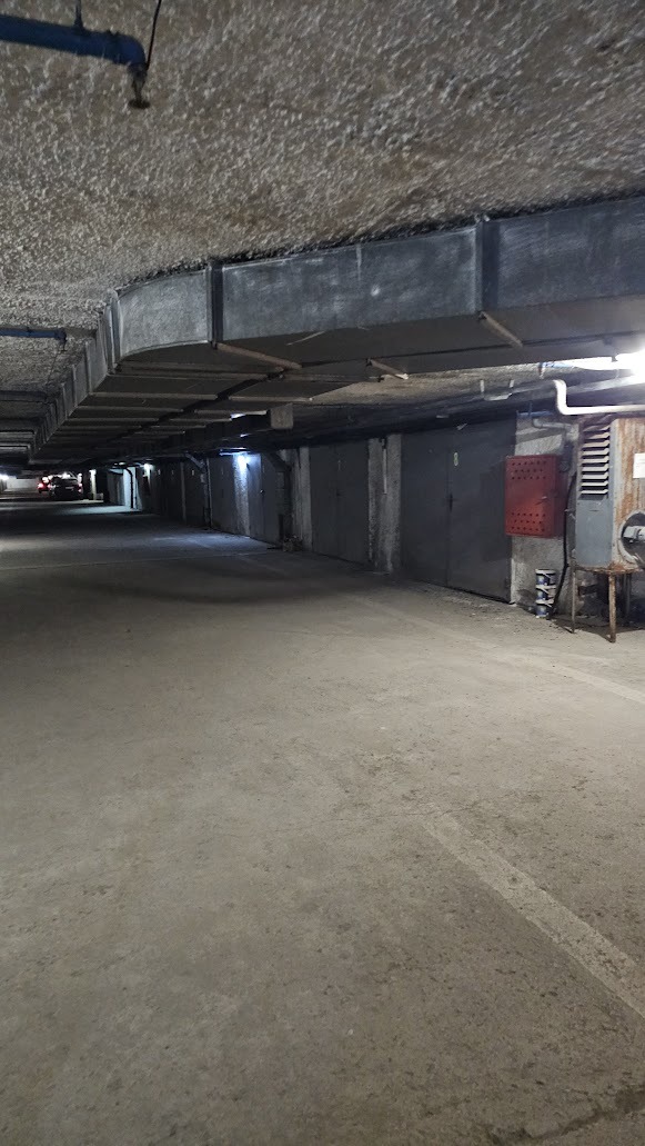 Продава ГАРАЖ, ПАРКОМЯСТО, гр. Пловдив, Център, снимка 2 - Гаражи и паркоместа - 54368145