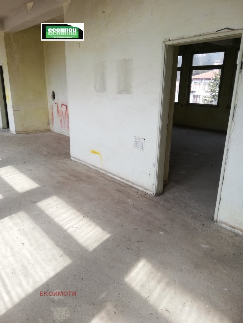 Продава ПРОМ. ПОМЕЩЕНИЕ, с. Байлово, област София област, снимка 3 - Производствени сгради - 53179324