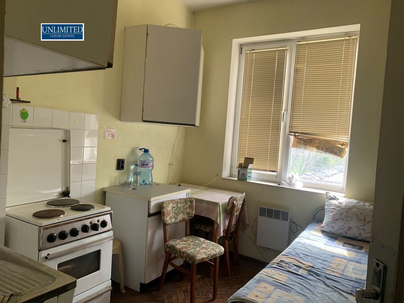 Продава 3-СТАЕН, гр. Перник, Изток