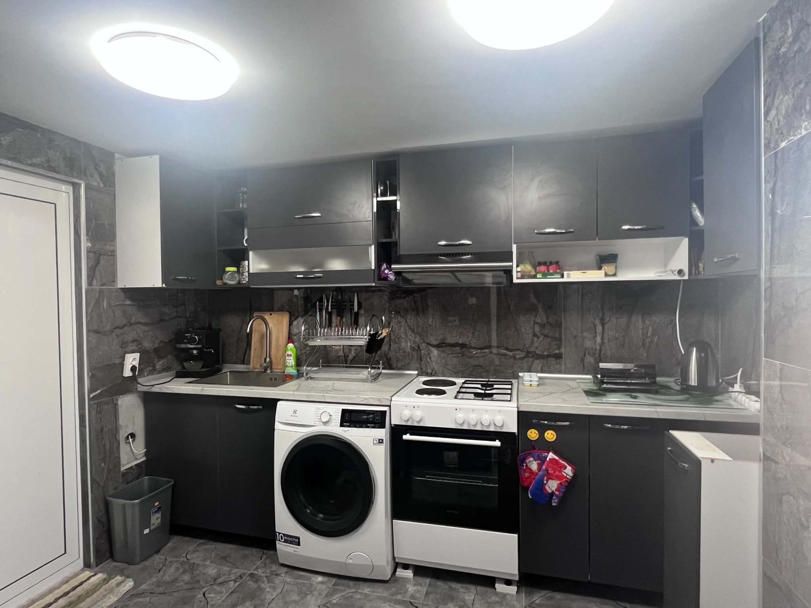 Продава КЪЩА, с. Баница, област Враца, снимка 4 - Къщи - 56030910